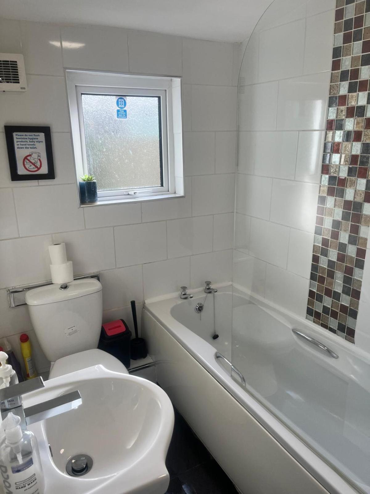 Appartamento Rj S House Merthyr Tydfil Esterno foto